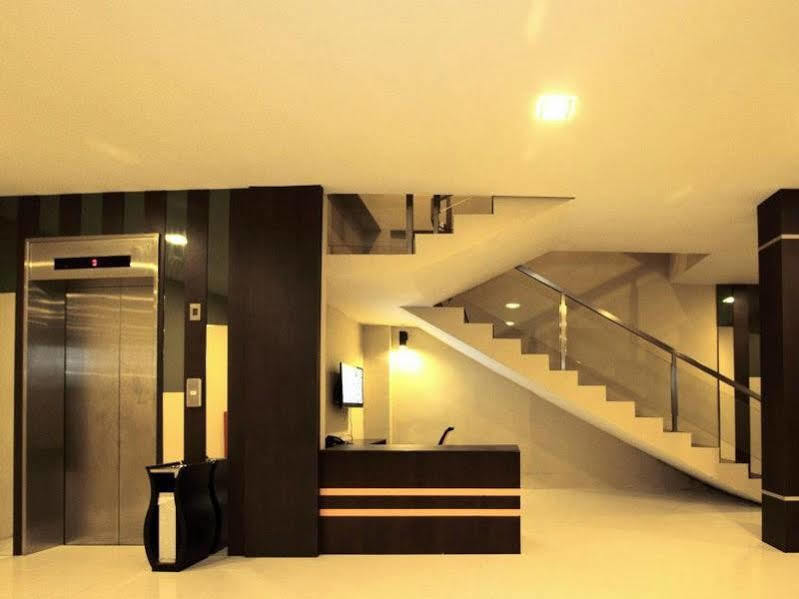 Nagoya One Hotel Batam Eksteriør bilde