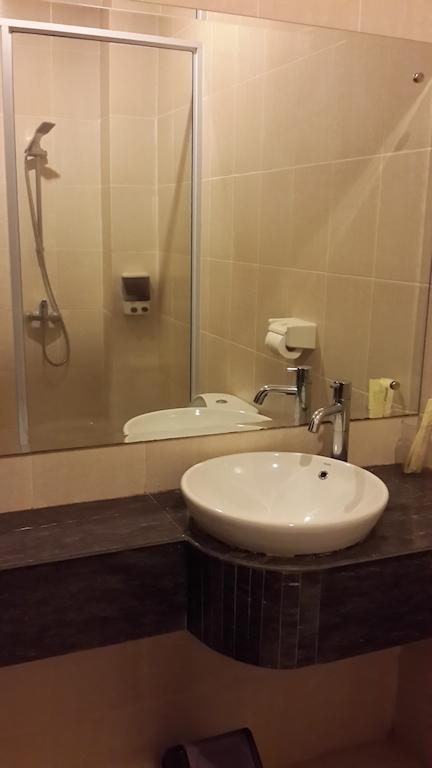 Nagoya One Hotel Batam Rom bilde